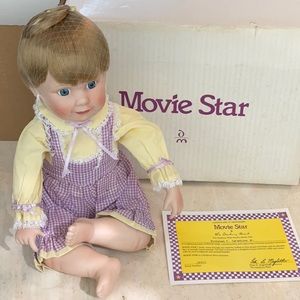 Porcelain Baby Doll 1991 Vintage Danbury Mint Movie Star Certificate Box